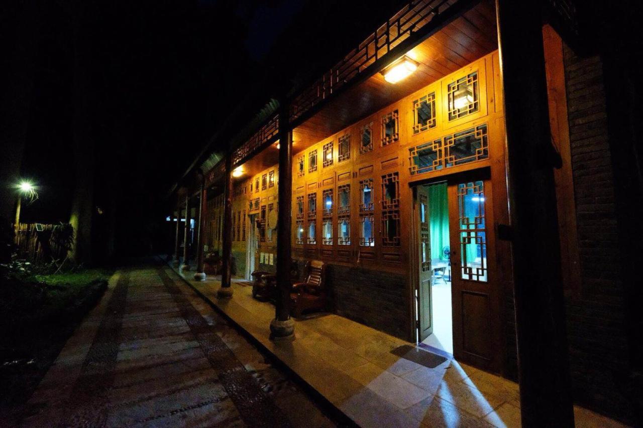 Nirvana Organic Farm Inn Yangshuo Exterior photo
